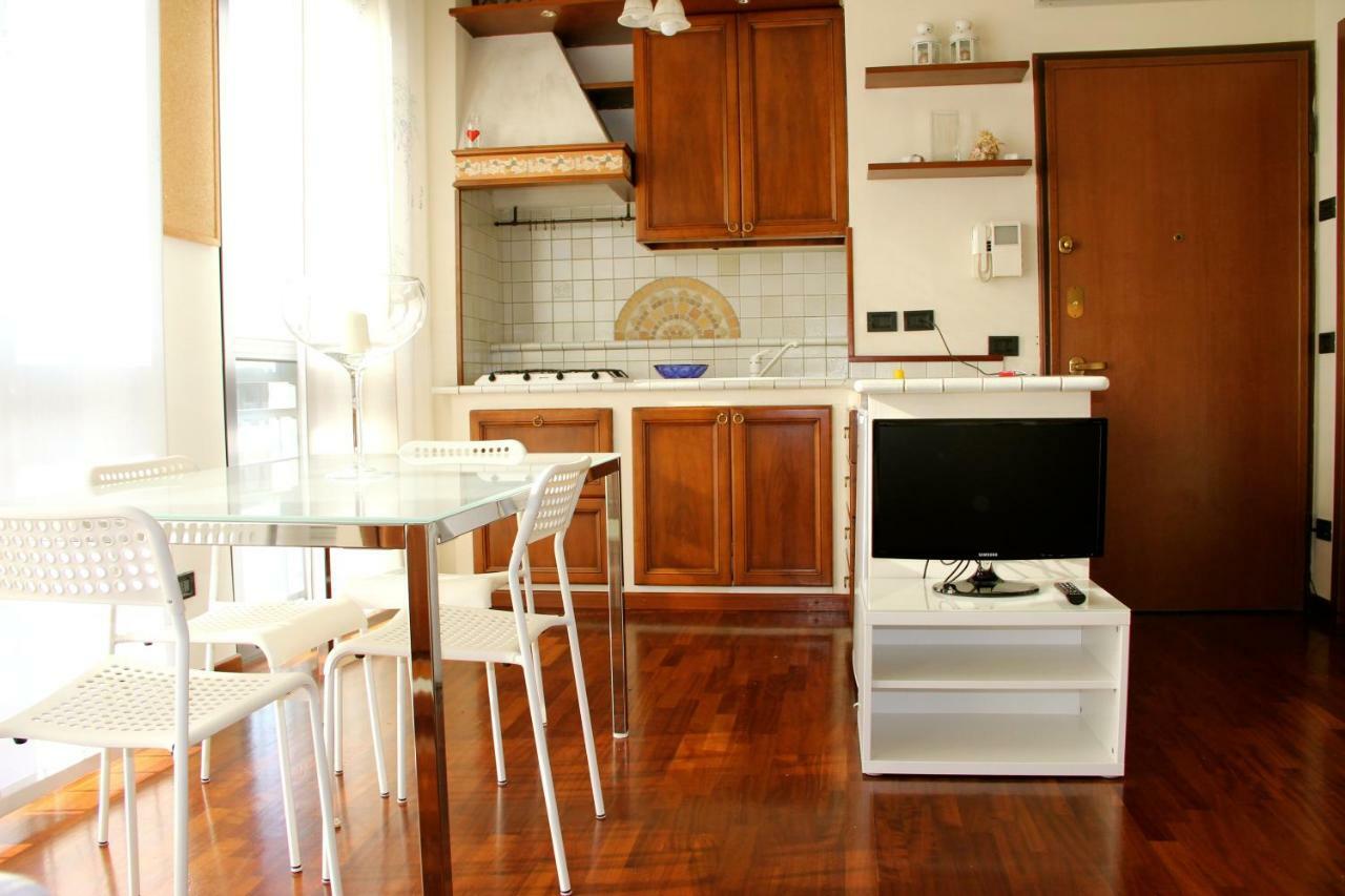Apartamento Studio Downtown Fantastic Area Milán Exterior foto